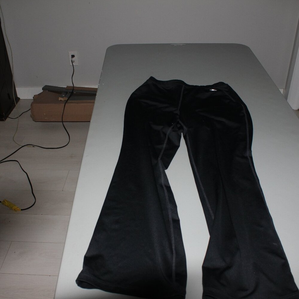 Black Reebok  Athletic Pants Size Small ?